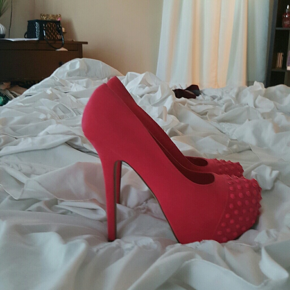 Stiletto Pumps